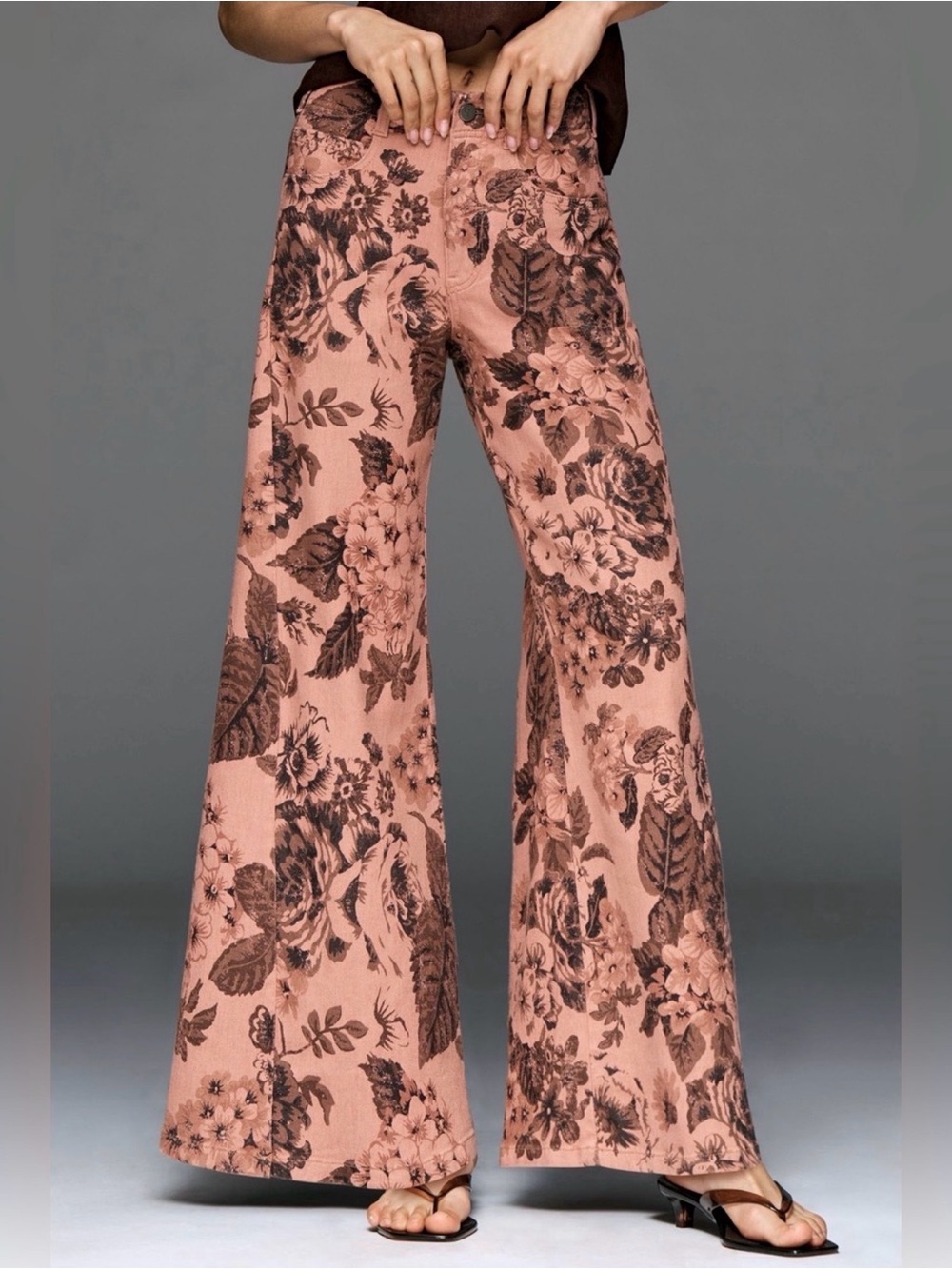 Anthropologie Pilcro Adi Mid-Rise Clean-Hem Flare Pants — Pink Floral | Size 27 - Picture 2 of 8